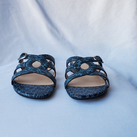 Coach Black and Blue Animal Print Kennedy Mineral Slide Sandals in a size 9.5 M - Picture 2 of 7